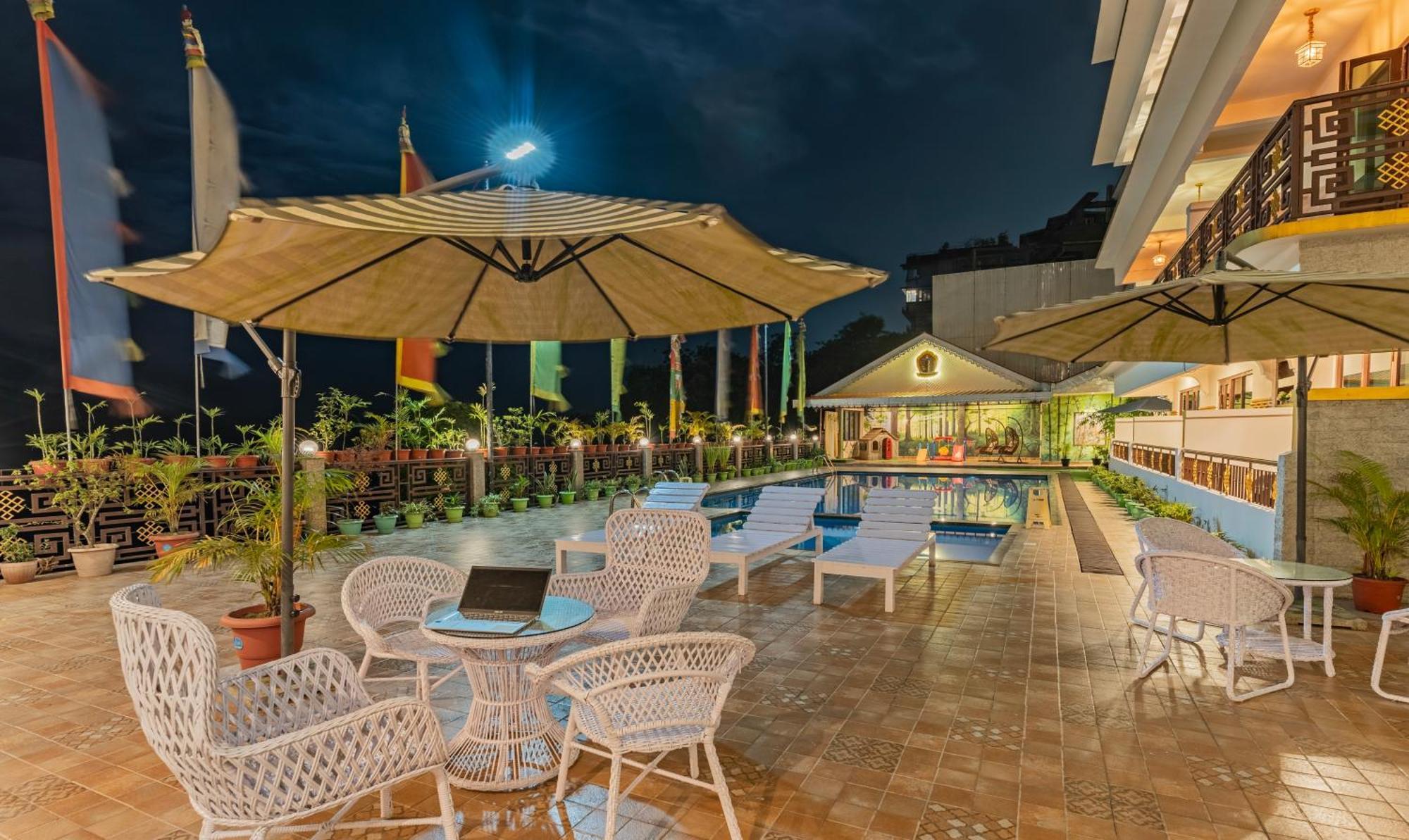 Tempo Heritage Resort & Spa 甘托克 外观 照片