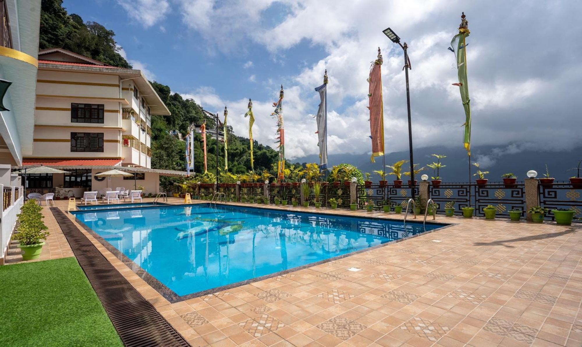 Tempo Heritage Resort & Spa 甘托克 外观 照片